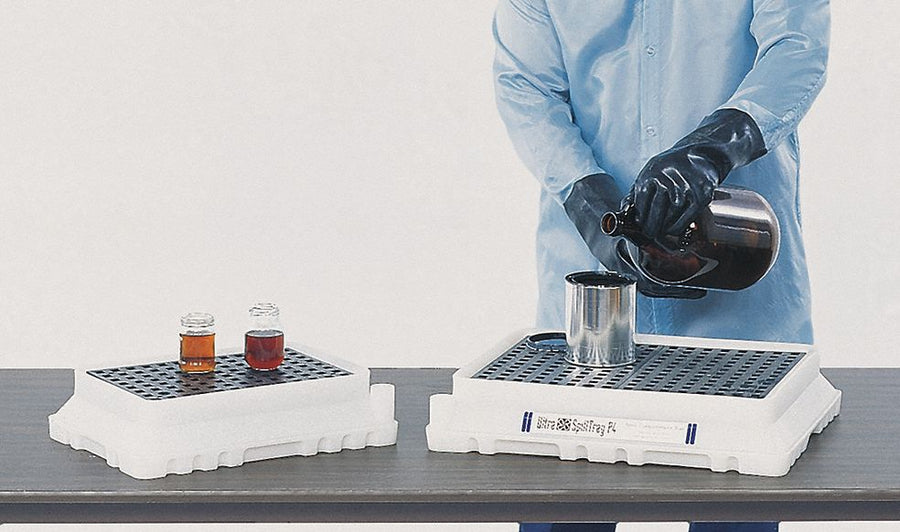 Containment Utility Tray 17 in W